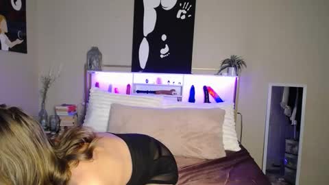 Purple online show from 13, 10, 2025