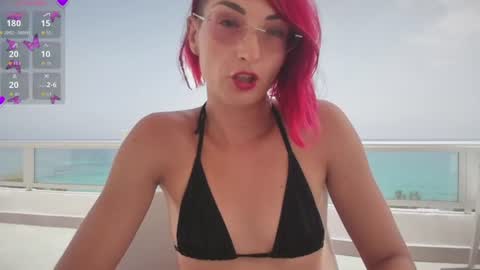 Snapshot of purplerainn69 chatting on 19, 7, 2026 PurpleRainn69 Dina online show from 19, 7, 2026