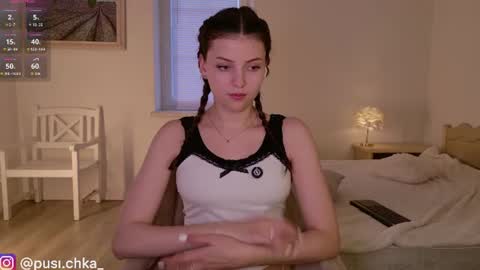 Snapshot of pusichka_ chatting on 12, 6, 2026 Diana Onlyfans online show from 12, 6, 2026