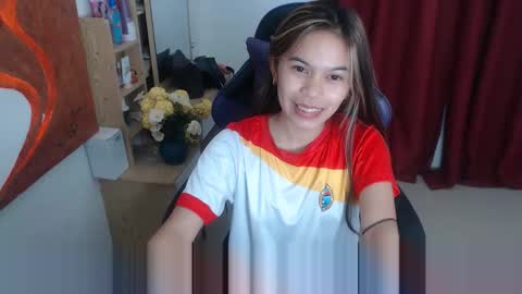 Snapshot of pussiswet_xx chatting on 4, 6, 2026 jessy online show from 4, 6, 2026