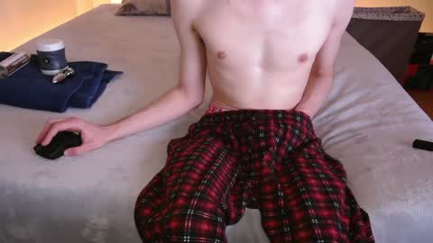 pussylover2182 online show from 21, 12, 2024