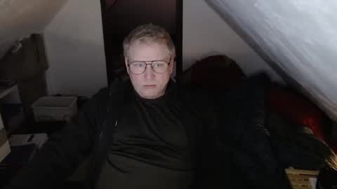 pussylovercb online show from 9, 2, 2026