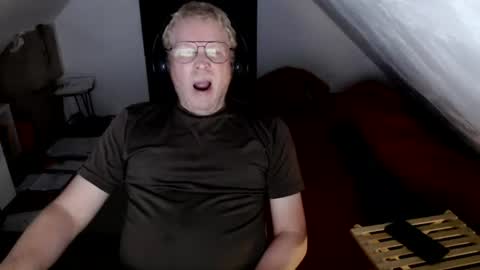 Snapshot of pussylovercb chatting on 7, 7, 2026 pussylovercb online show from 7, 7, 2026