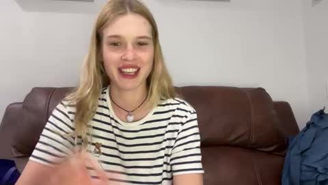 Lina online show from 5, 3, 2026