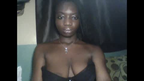 Snapshot of pweedy_ora chatting on 29, 6, 2026 ora online show from 29, 6, 2026