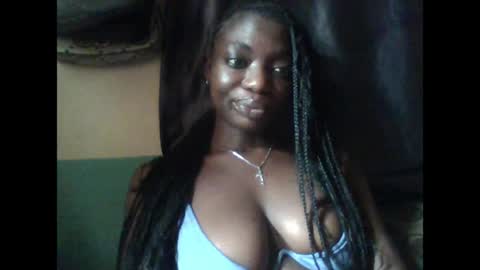 Snapshot of pweedy_ora chatting on 1, 7, 2026 ora online show from 1, 7, 2026