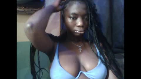 Snapshot of pweedy_ora chatting on 3, 7, 2026 ora online show from 3, 7, 2026
