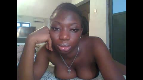 Snapshot of pweedy_ora chatting on 18, 7, 2026 ora online show from 18, 7, 2026