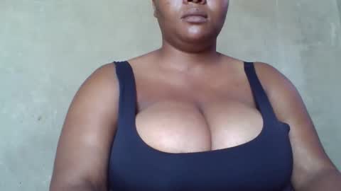 queen2302 online show from 1, 4, 2026