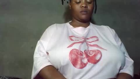 queen2302 online show from 29, 4, 2026