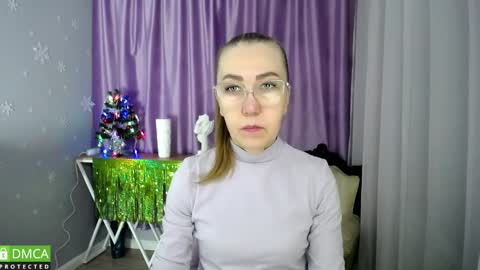 Snapshot of queen_a_n_i chatting on 9, 12, 2024 A N I Ill be here on December 1st online show from 9, 12, 2024