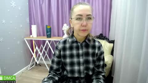 Snapshot of queen_a_n_i chatting on 25, 1, 2025 A N I Ill be here on December 1st online show from 25, 1, 2025