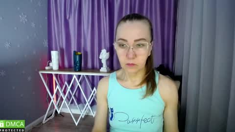 Snapshot of queen_a_n_i chatting on 2, 2, 2025 A N I Ill be here on December 1st online show from 2, 2, 2025