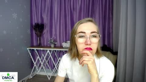 Snapshot of queen_a_n_i chatting on 2, 5, 2026 A N I Ill be here on December 1st online show from 2, 5, 2026