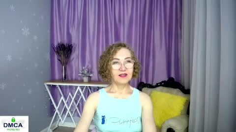 Snapshot of queen_a_n_i chatting on 16, 5, 2026 A N I Ill be here on December 1st online show from 16, 5, 2026