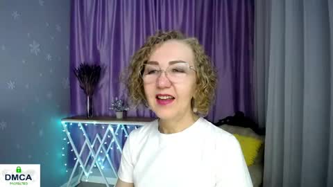 Snapshot of queen_a_n_i chatting on 24, 5, 2026 A N I Ill be here on December 1st online show from 24, 5, 2026