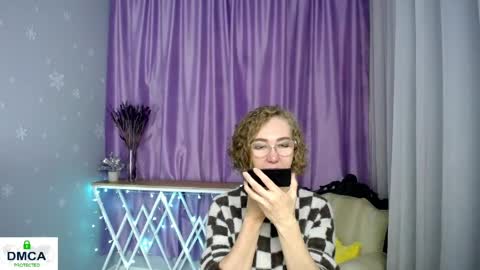 Snapshot of queen_a_n_i chatting on 31, 5, 2026 A N I Ill be here on December 1st online show from 31, 5, 2026
