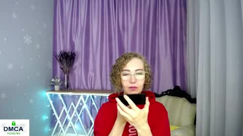 Snapshot of queen_a_n_i chatting on 6, 6, 2026 A N I Ill be here on December 1st online show from 6, 6, 2026