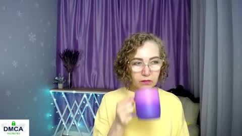 Snapshot of queen_a_n_i chatting on 13, 6, 2026 A N I Ill be here on December 1st online show from 13, 6, 2026
