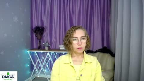 Snapshot of queen_a_n_i chatting on 26, 6, 2026 A N I Ill be here on December 1st online show from 26, 6, 2026