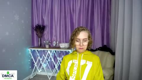 Snapshot of queen_a_n_i chatting on 14, 7, 2026 A N I Ill be here on December 1st online show from 14, 7, 2026