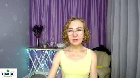 Snapshot of queen_a_n_i chatting on 23, 7, 2026 A N I Ill be here on December 1st online show from 23, 7, 2026