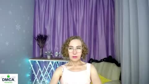 Snapshot of queen_a_n_i chatting on 25, 7, 2026 A N I Ill be here on December 1st online show from 25, 7, 2026