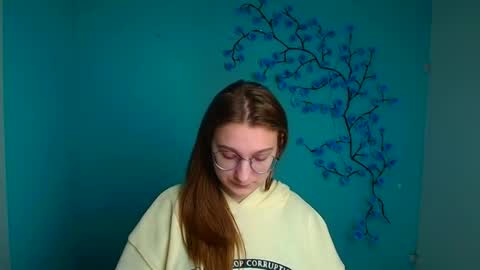 Snapshot of queen_amelie chatting on 1, 3, 2026 Amelie online show from 1, 3, 2026