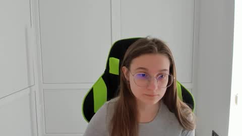 Amelie online show from 16, 3, 2026