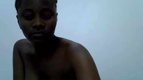 Snapshot of queen_diveer chatting on 22, 9, 2025 queen_diveer online show from 22, 9, 2025