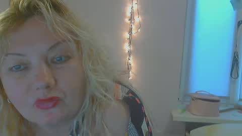 queen_jane8 online show from 13, 2, 2025