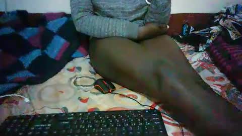 Snapshot of queen_joan chatting on 12, 3, 2025 queen_joan online show from 12, 3, 2025