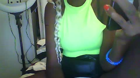 queen_kai online show from 27, 7, 2026
