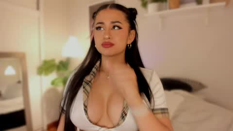Snapshot of queen_liana chatting on 29, 5, 2026 Liana online show from 29, 5, 2026