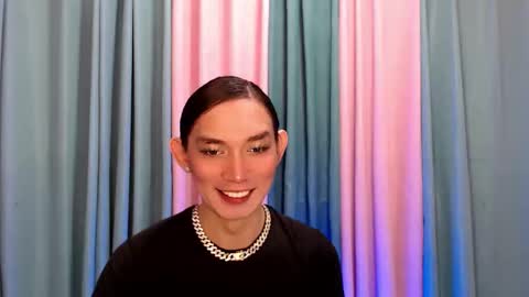 Queen Lucifer online show from 24, 11, 2025