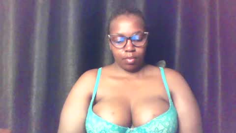 Snapshot of queen_melanine chatting on 20, 7, 2026 QUEEN online show from 20, 7, 2026