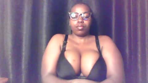 Snapshot of queen_melanine chatting on 21, 7, 2026 QUEEN online show from 21, 7, 2026