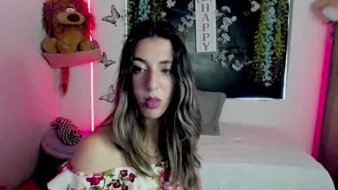 queen_natttyy online show from 24, 9, 2025