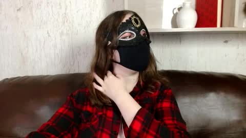 Snapshot of queen_nora chatting on 3, 5, 2026 Nora online show from 3, 5, 2026