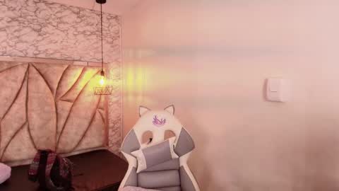   online show from 22, 11, 2025