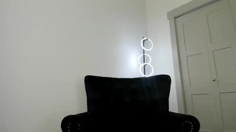 Queen Blaire online show from 21, 10, 2025