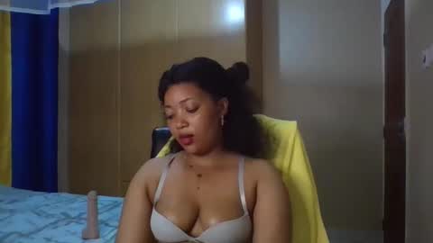 Queenbebony2 online show from 21, 9, 2025