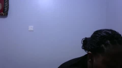 Snapshot of queenjm1 chatting on 13, 10, 2025 queenjm1 online show from 13, 10, 2025