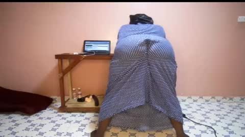 Snapshot of queenkiah chatting on 22, 2, 2025 Nina online show from 22, 2, 2025