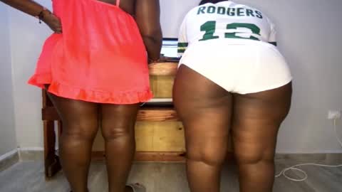 Nina online show from 15, 10, 2025