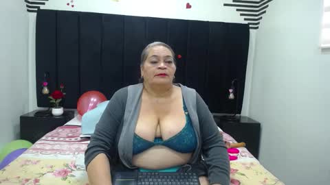 VickyBoobss online show from 6, 3, 2026