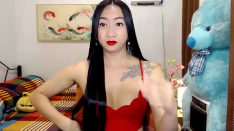 QUEEN online show from 3, 12, 2025