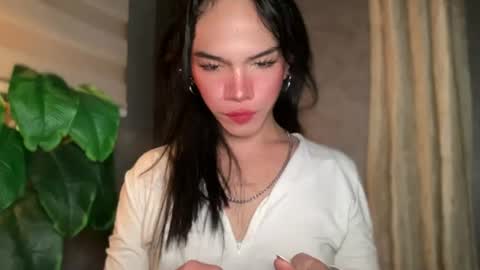Snapshot of queenn_xxx chatting on 28, 6, 2026 QUEEN online show from 28, 6, 2026