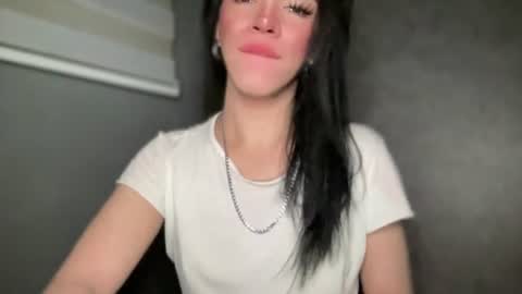 Snapshot of queenn_xxx chatting on 5, 7, 2026 QUEEN online show from 5, 7, 2026