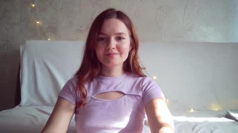 Snapshot of queenofmodels chatting on 2, 2, 2025 QueenOfModels online show from 2, 2, 2025